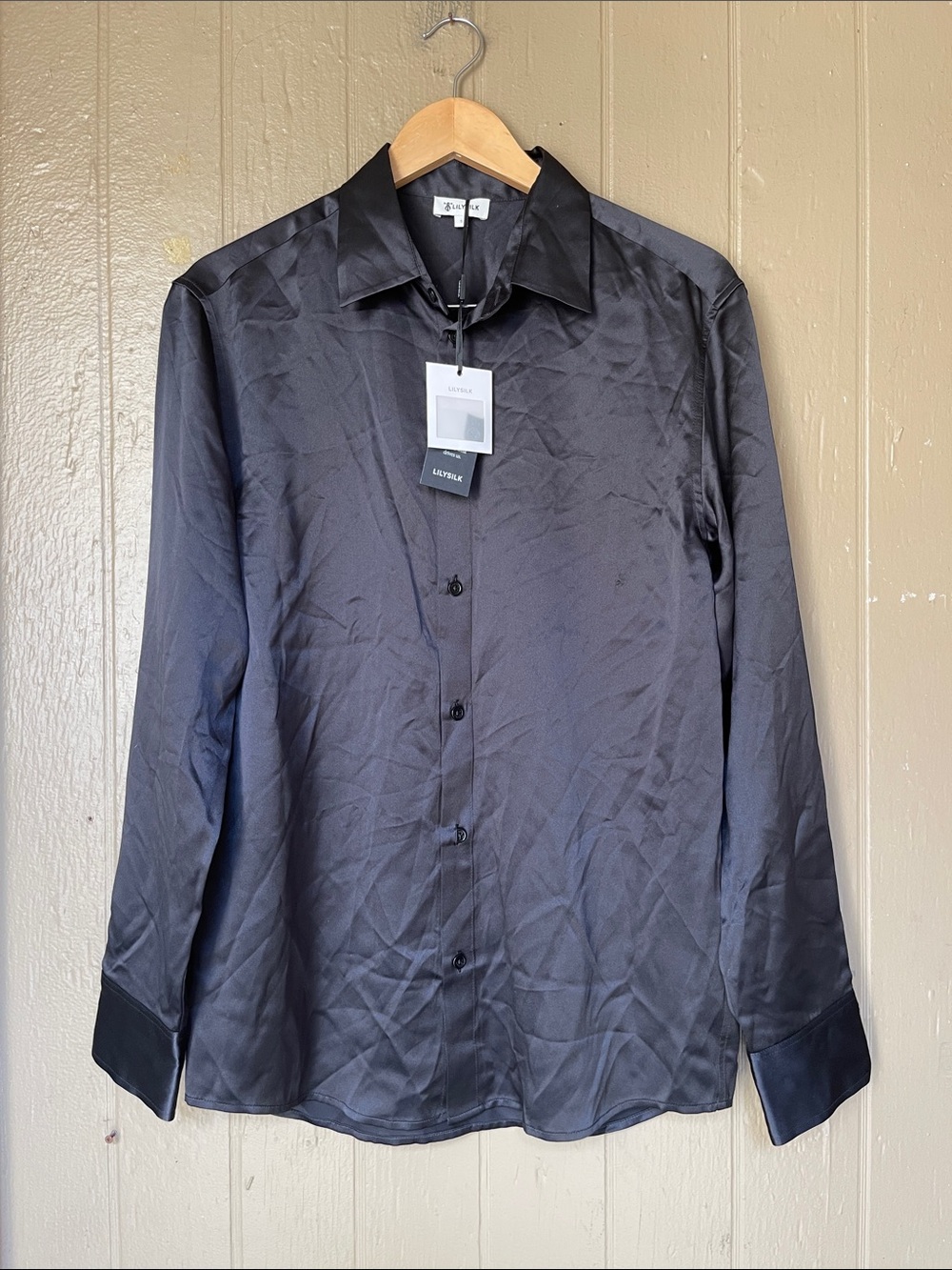 Lilysilk Mulberry silk Satin Button-Up Shirt in Black Size S